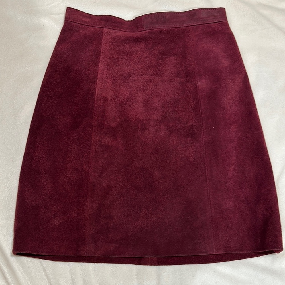 Vintage Jay Jacob’s Elegant Burgundy Real Suede Skirt size 3/4